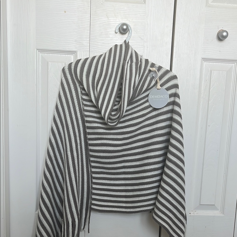 DEMDACO Gray and White Striped Poncho